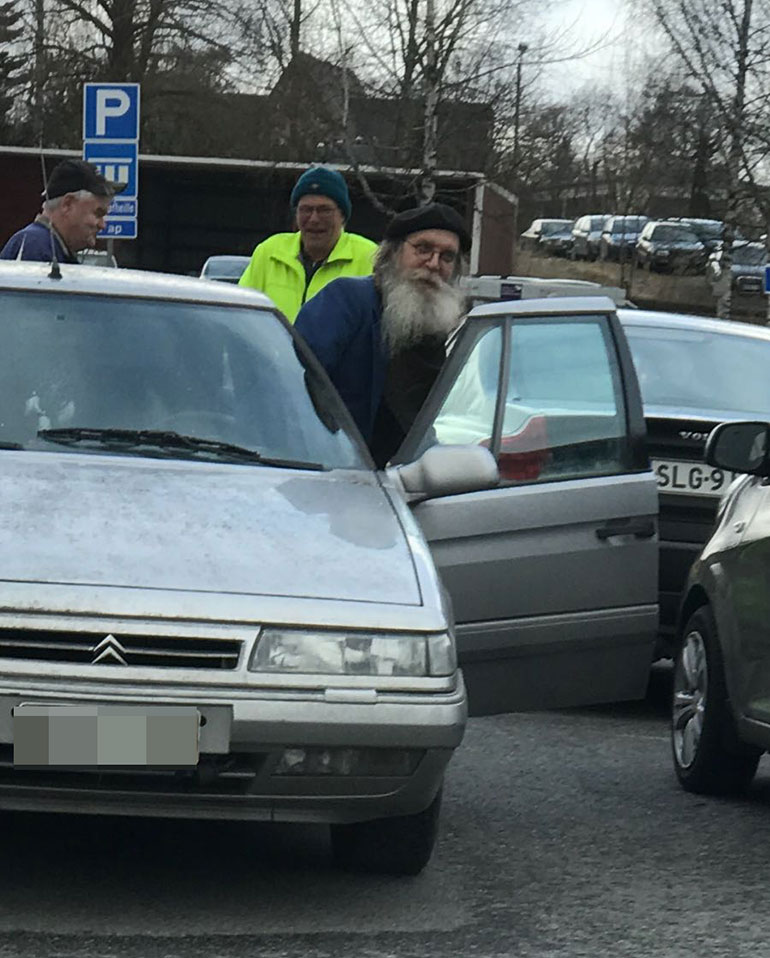 Veltto Virtanen shoppaili Lempäälässä.