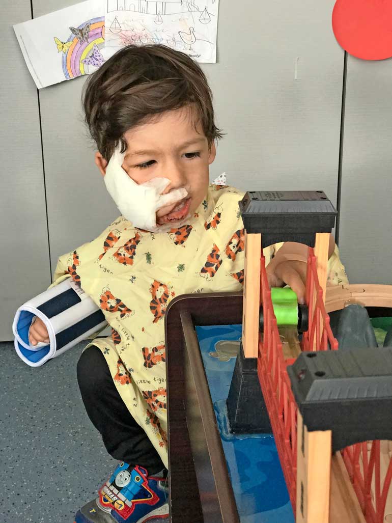 Samanlainen sairaus on diagnosoitu maailmassa ainoastaan parilla sadalla ihmisellä Victorin lisäksi.