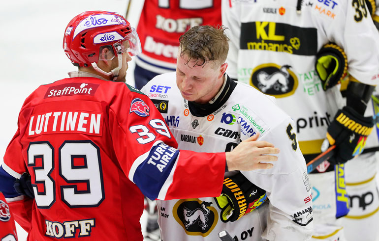 Kukkosen ja Kärppien viime kausi päättyi pahaan pettymykseen.