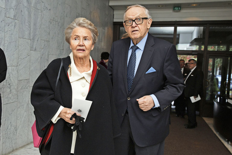 Martti ja Eeva Ahtisaari.