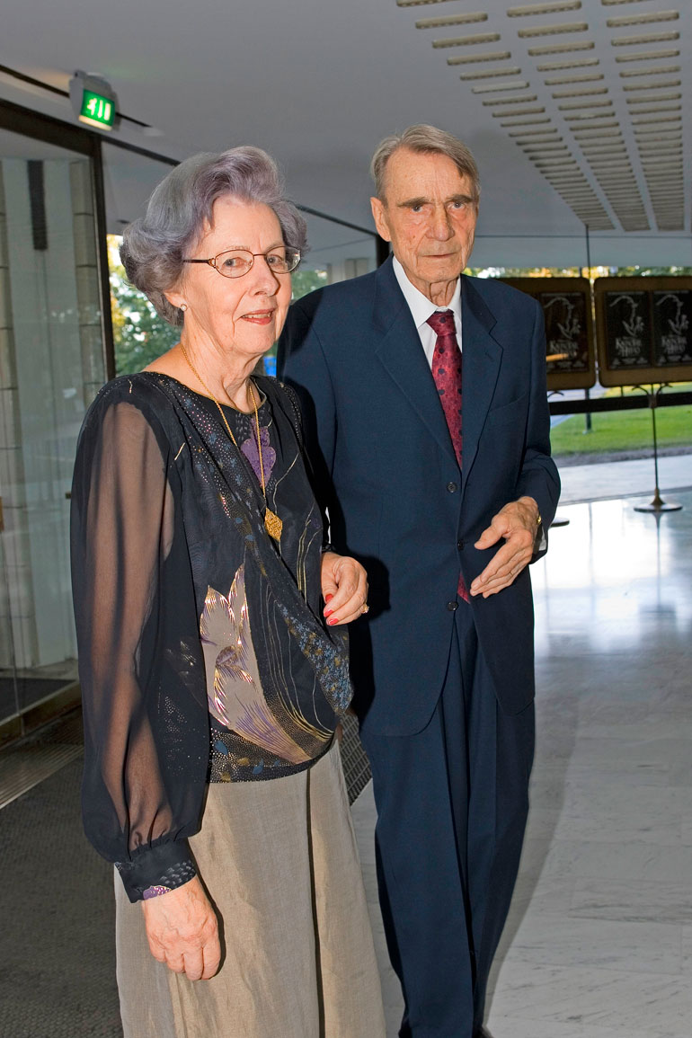 Mauno Koivisto.