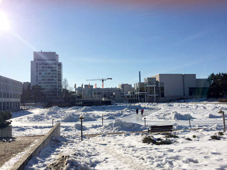 Arman Alizad paljastaa Nämä ovat 7 suosikkikohdettani Suomessa! Seiska