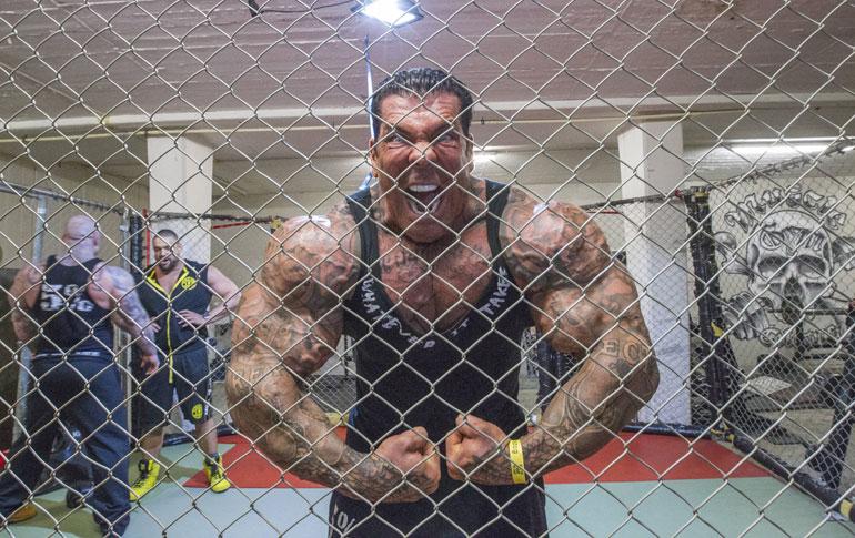 Rich Piana kehonrakentaja sairaalassa