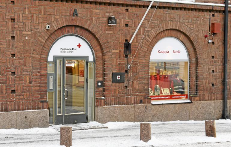Seksiskandaali SPR:ssä – kokeneet naistyöntekijät iskeneet turvapaikanhakijoita!