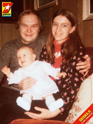Uskoisitko, että näissä kuvissa poseeraa Johanna Tukiainen!